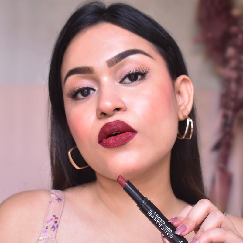 #Color_07 Maroon Charm