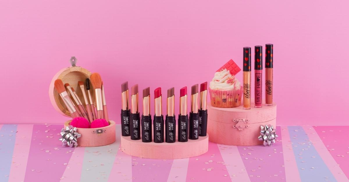 Difference between Transfer-proof Lipstick, Lip balm & Lip gloss